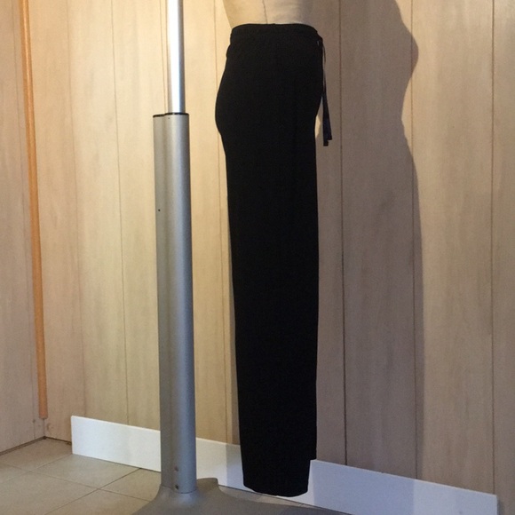 Liz Claiborne crepe pull-on pant - Picture 2 of 3